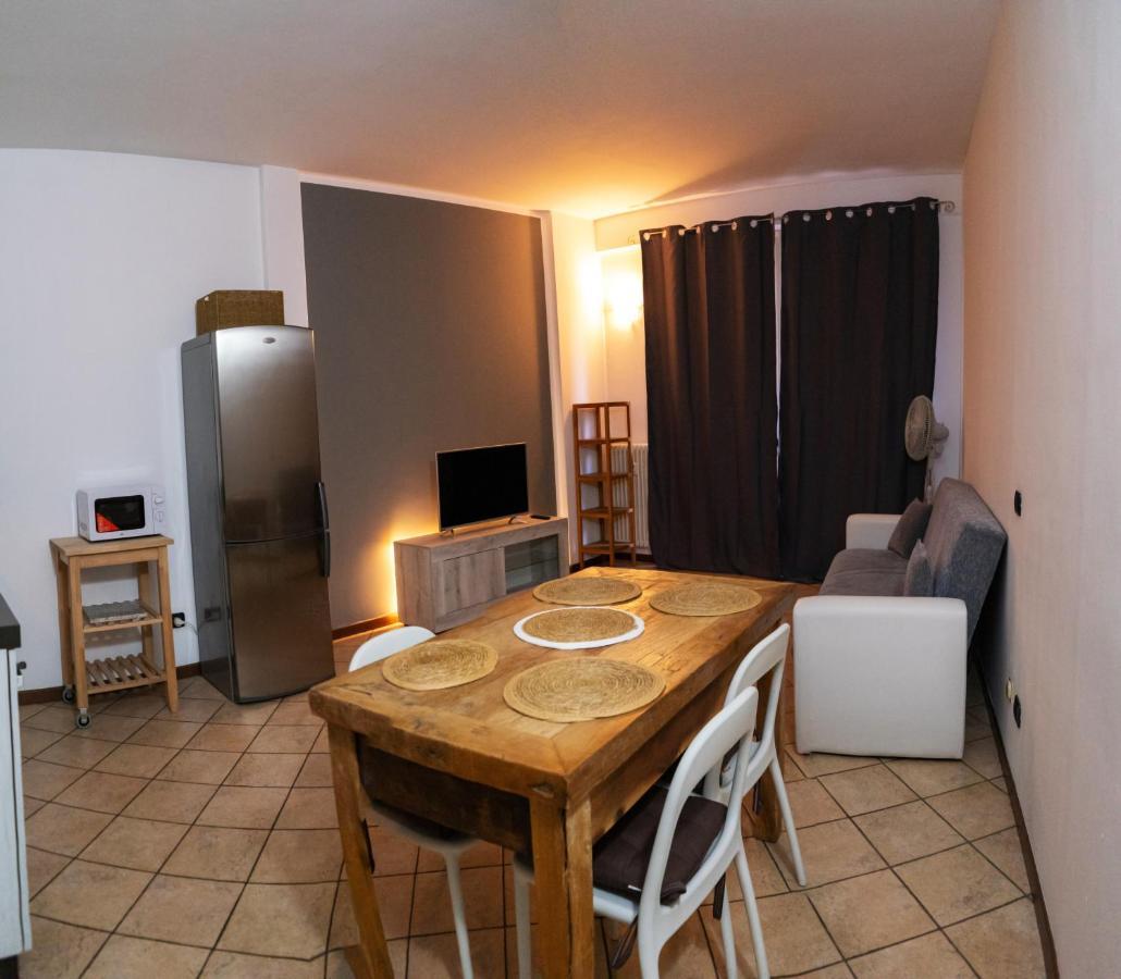La Casa Di Ale Appartement Lecco Buitenkant foto