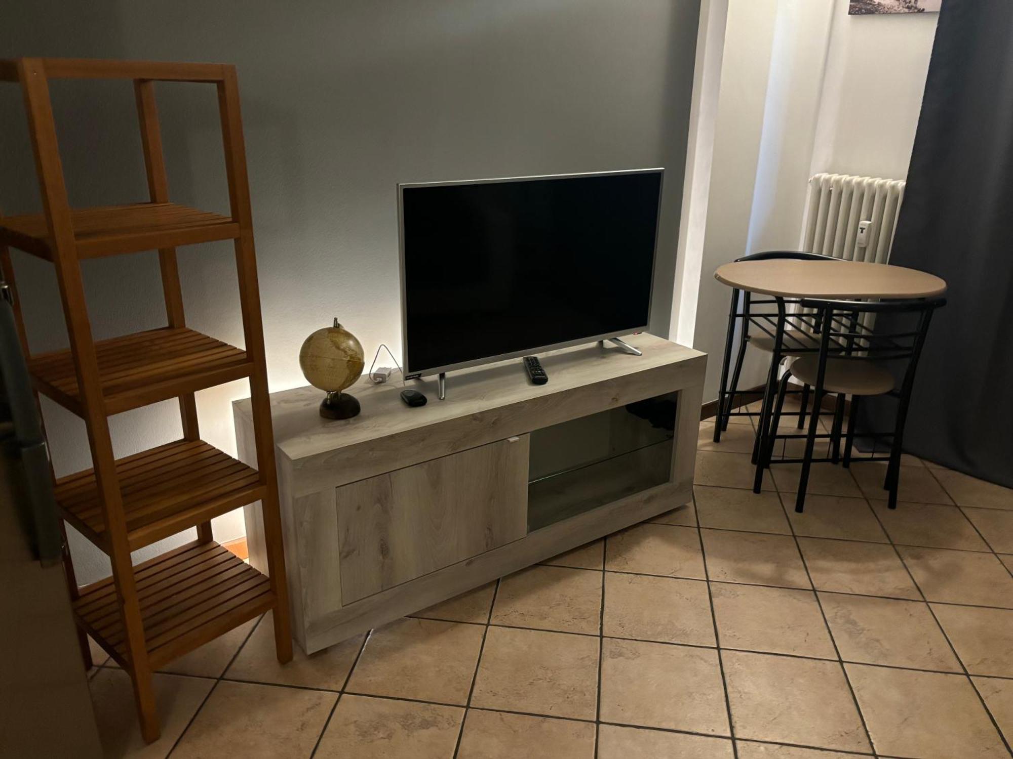 La Casa Di Ale Appartement Lecco Buitenkant foto